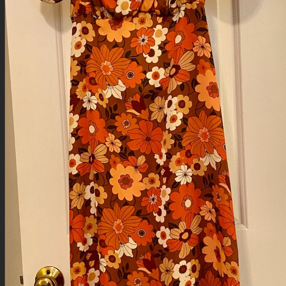NWT Max + Ash Floral Open Back Midi Dress